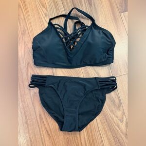 D/DD Black Strappy Crisscross Bikini Set